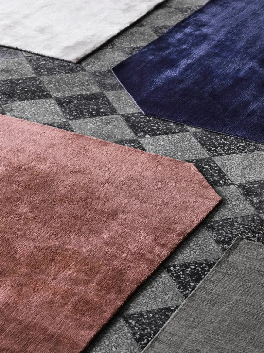 The Moor Rug AP6 240x240 fra &Tradition