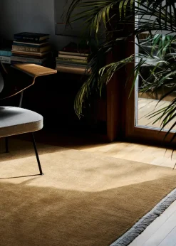 The Moor Rug AP6 240x240 fra &Tradition