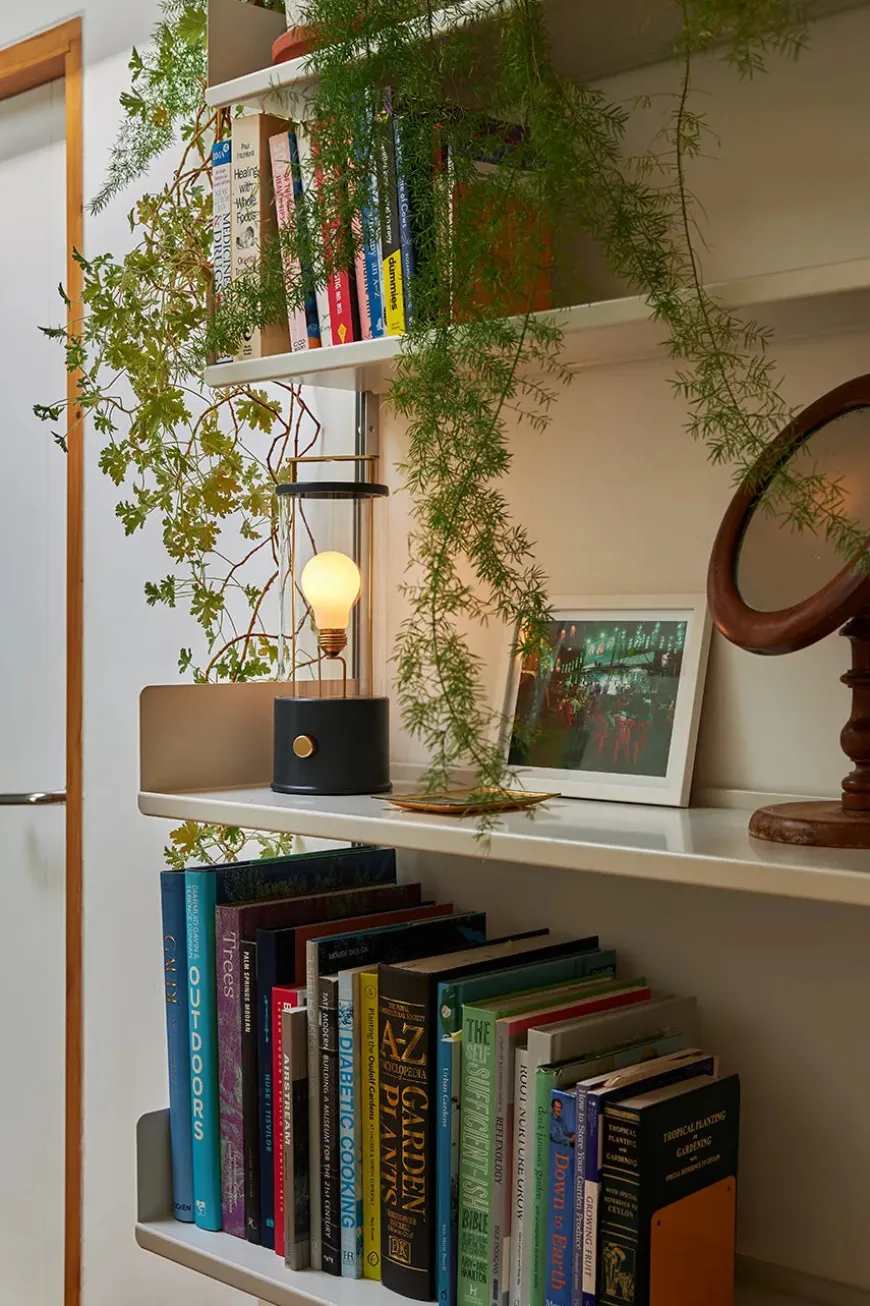 The Muse Portable Lampe, Pomona Red fra Tala