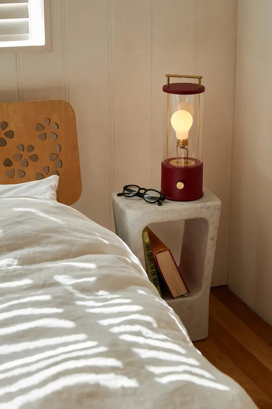 The Muse Portable Lampe, Pomona Red fra Tala