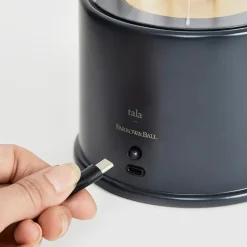 The Muse Portable Lampe, Solid Brass fra Tala