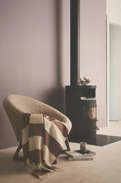 The Sweater Plaid, black fra Silkeborg Uldspinderi