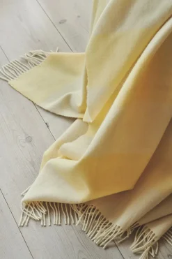 The Sweater Plaid, yellow fra Silkeborg Uldspinderi