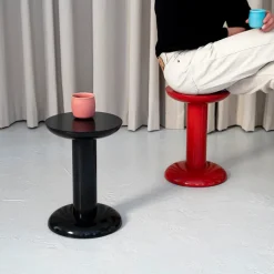 Thing Sidebord/Skammel, carmine red fra raawii