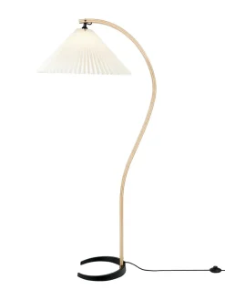 Timberline gulvlampe fra GUBI