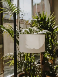 TMM Gulvlampe, bøg fra Santa and Cole