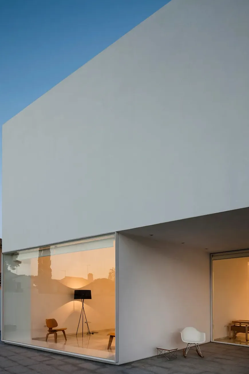 Tripode Gulvlampe fra Santa and Cole, raw green (G5)