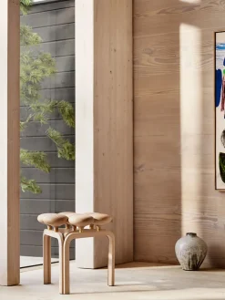 Utzon Stool fra Fritz Hansen