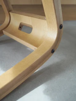 Variable balans stol, dark brown wood/revive 194 fra Variér