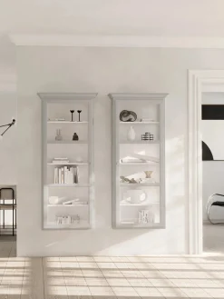 Væghængt Vitrineskab Classic V4, lys grå fra Lindebjerg Design