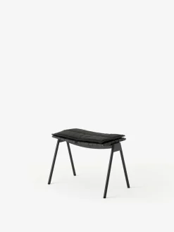 Ville Hynde til AV46 Fodskammel fra &Tradition