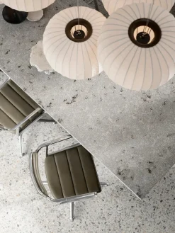 VIPP452 Swivel Chair, dark sand fra Vipp