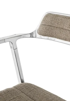 VIPP452 Swivel Chair, dark sand fra Vipp