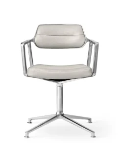 VIPP453 Swivel Chair, Light Grey, Special Edition fra VIPP