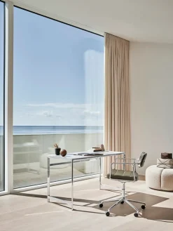 VIPP453 Swivel+ Chair m/hjul, bosco grøn læder fra Vipp