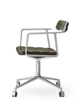 VIPP452 Swivel Chair m/hjul, camel læder fra Vipp