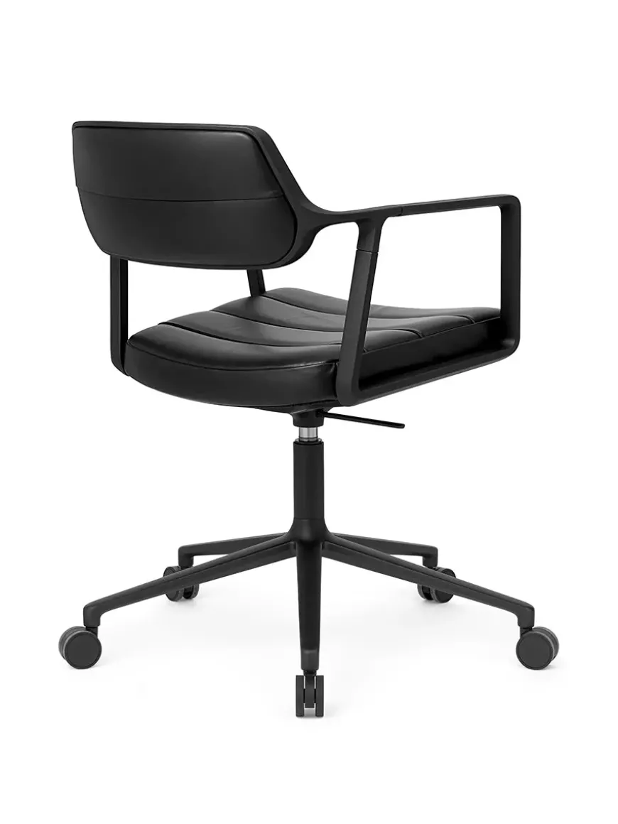 VIPP453 Swivel+ Chair m/sort stel & hjul, sort læder fra Vipp