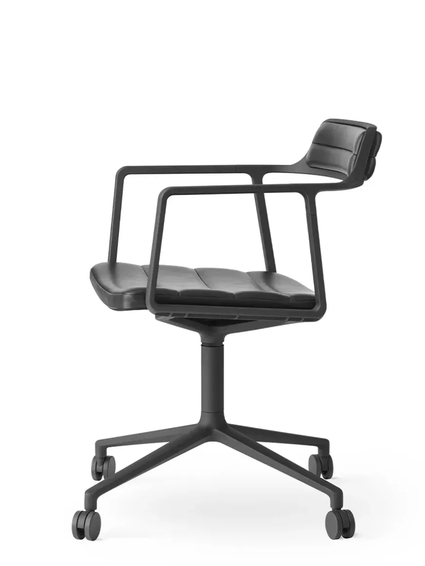 VIPP452 Swivel Chair m/sort stel & hjul, sort læder fra Vipp