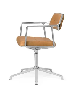 VIPP453 Swivel+ Chair m/sort stel, sort læder fra Vipp