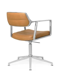 VIPP453 Swivel+ Chair m/sort stel, sort læder fra Vipp