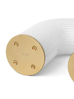 Vuelta Floor Lamp fra Ferm Living