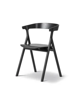 Yksi Spisebordsstol, sortlakeret eg fra Fredericia Furniture