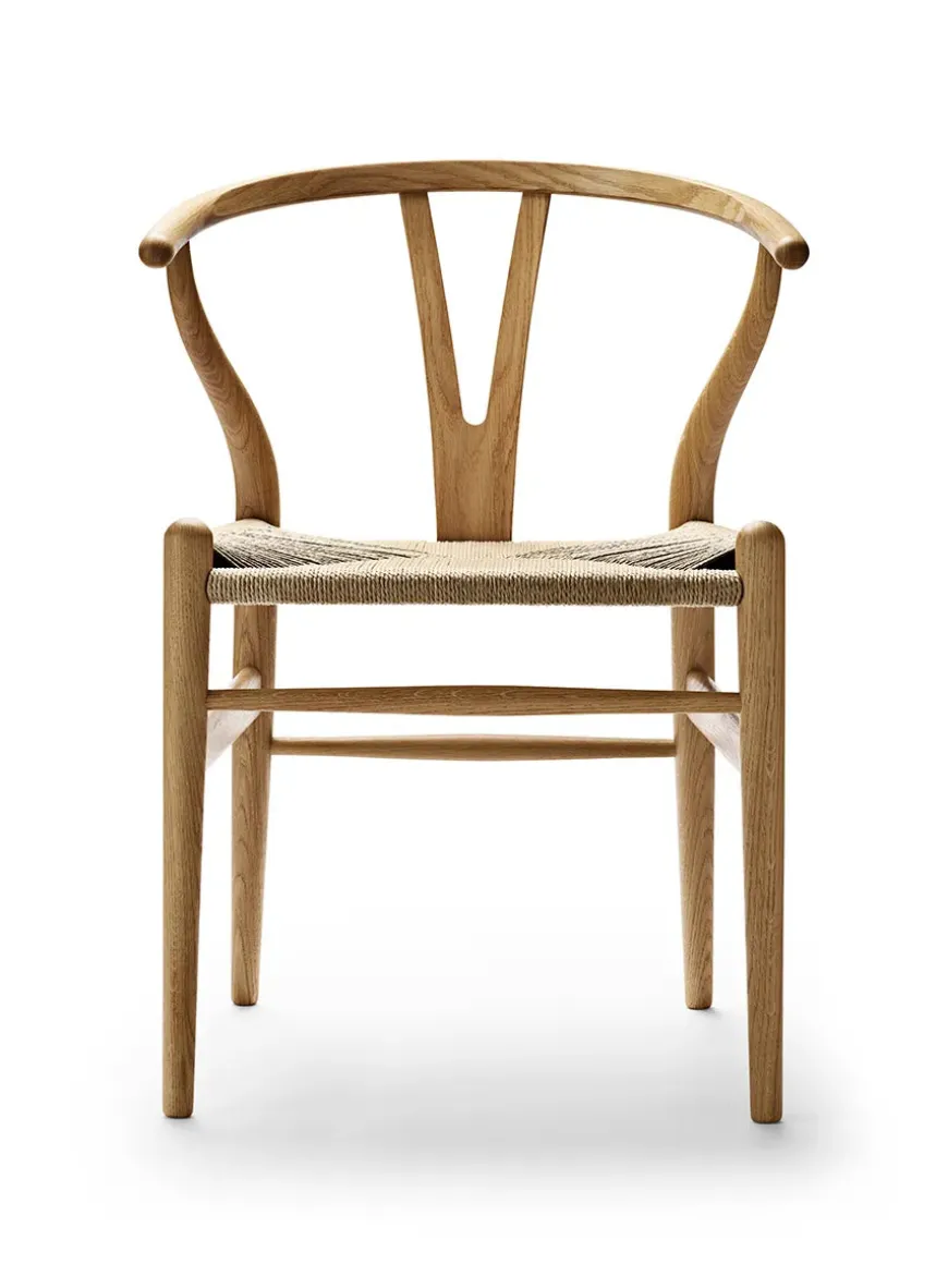 Y-stol CH24, eg sæbe af Hans J. Wegner