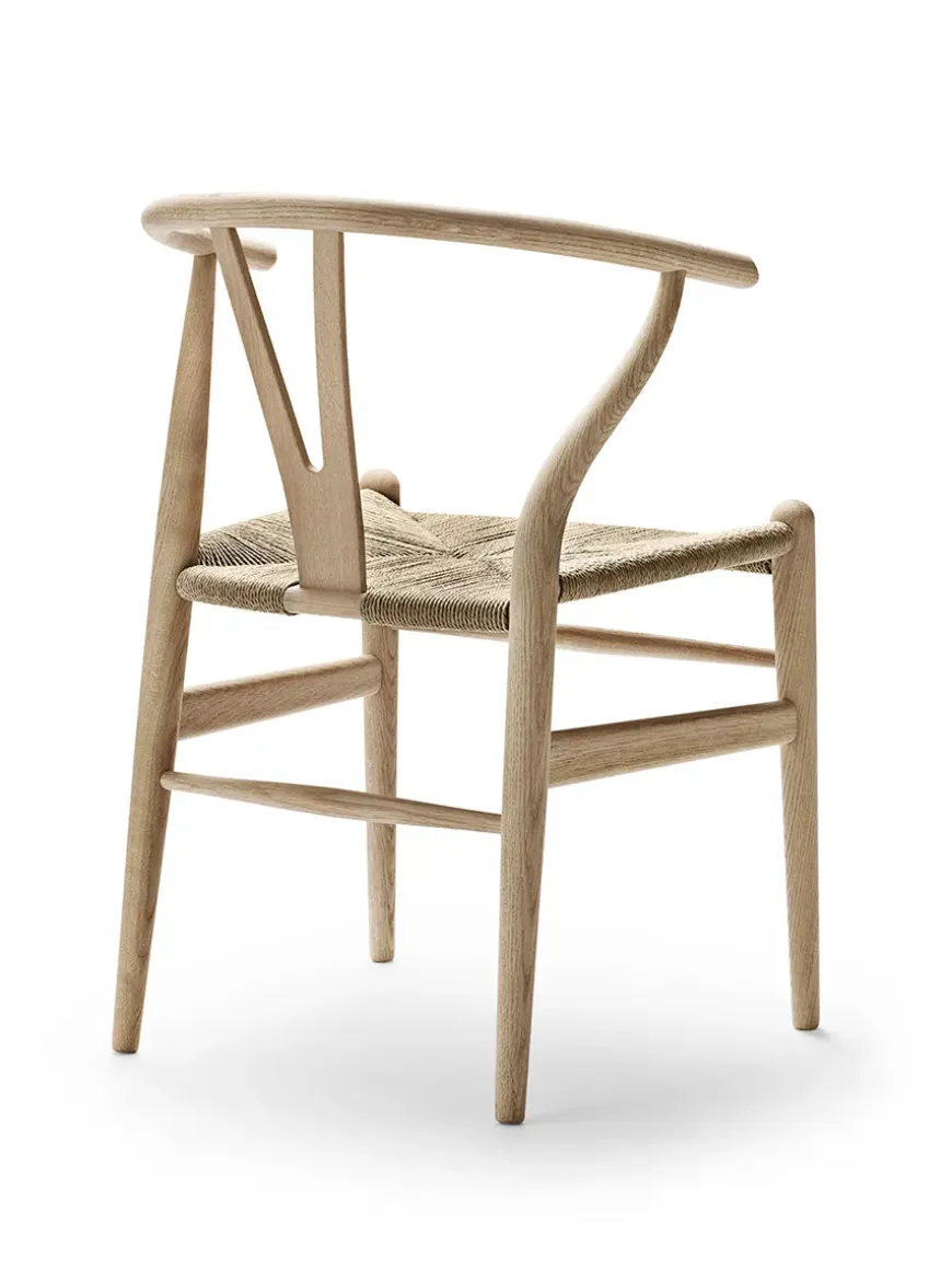 Y-stol CH24, eg sæbe af Hans J. Wegner