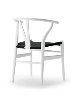 Y-stol CH24 Soft Hollyhock med sort flet af Hans J. Wegner